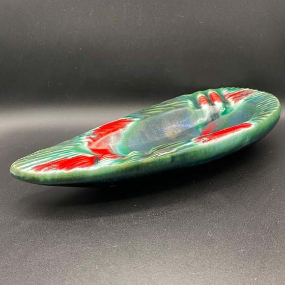 Ashtray, ceramic, ribbed, green, red and white glossy, matt black reverse.  VTG - Picture 3 of 5